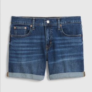 NWT Gap 5” denim shorts, mid rise, size 8